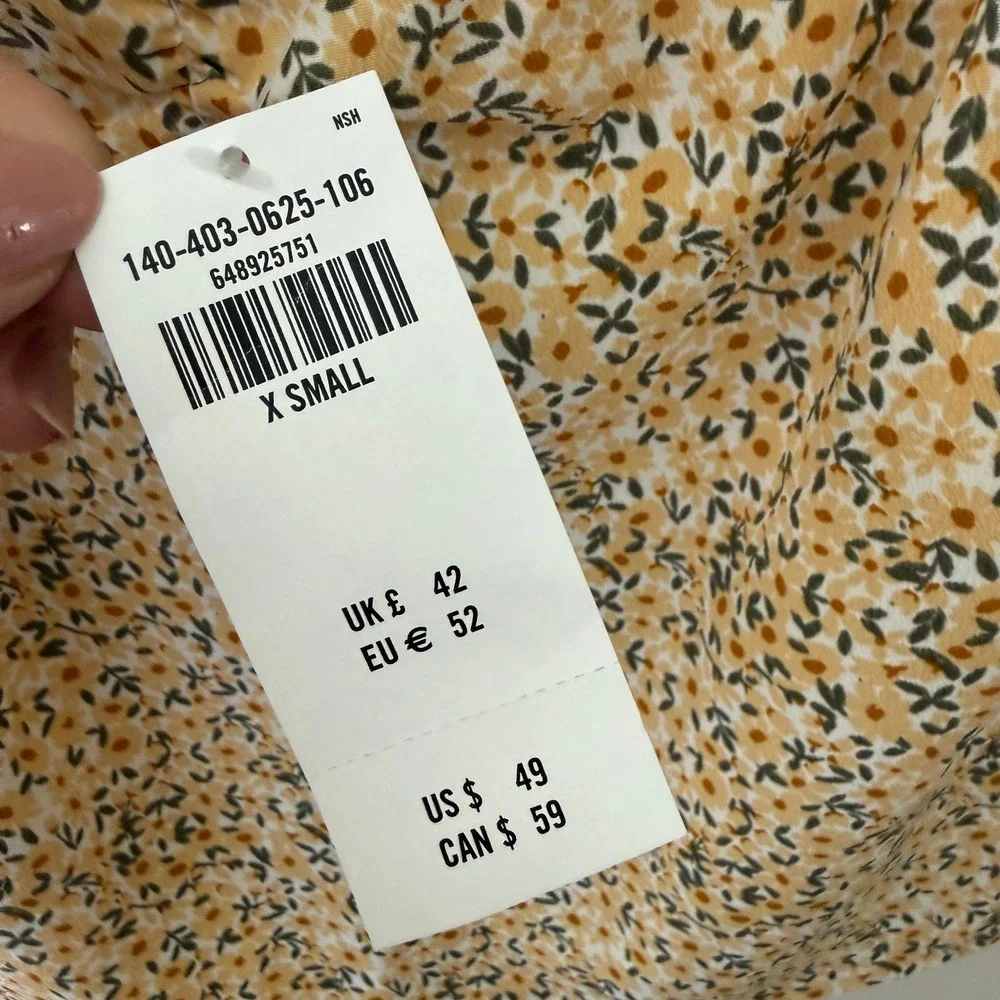 Abercrombie & Fitch Yellow Floral Puff Sleeve Smocked Back Top NWT XS - Picture 2 of 6